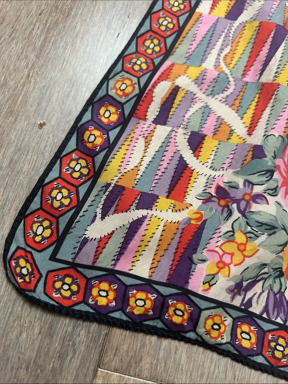 VTG Silk Liberty of London Made In England Vibrant Floral Fan Print Long Scarf - Picture 4 of 16